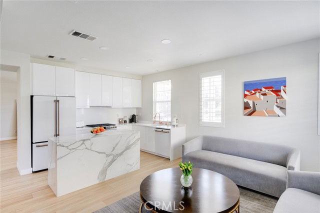 23315 Portland Ln - Photo 5 of 8