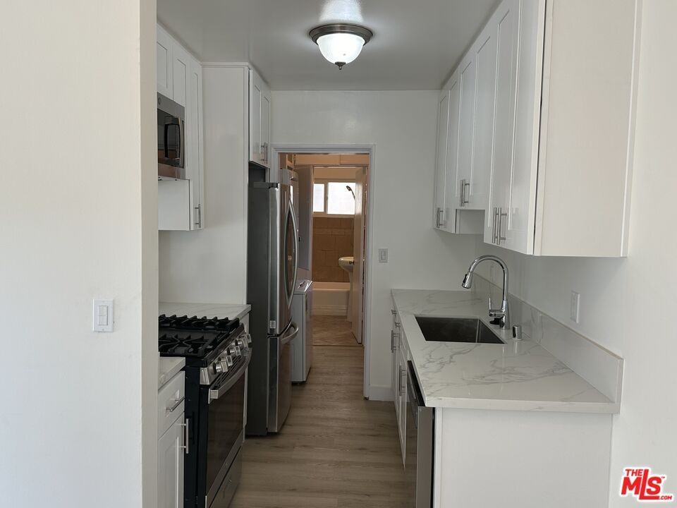 624 Aerick St #624-3 - Photo 4 of 13