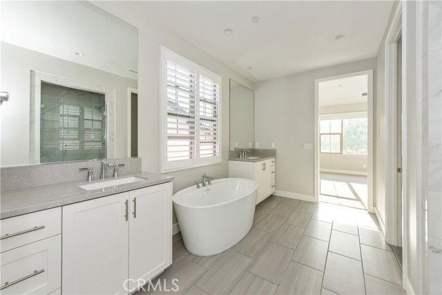 201 Evaroad - Photo 3 of 8