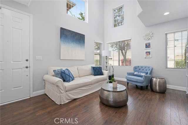 7805 Garfield Ave - Photo 4 of 8