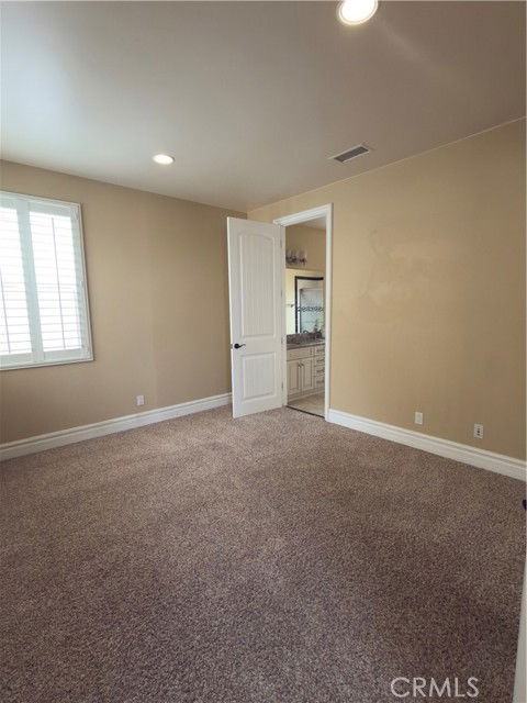 211 Chicago Ave - Photo 2 of 8