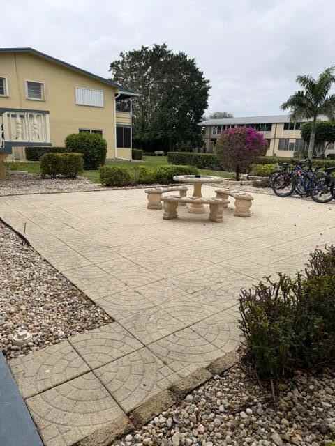 271 Chatham N #271 - Photo 6 of 17