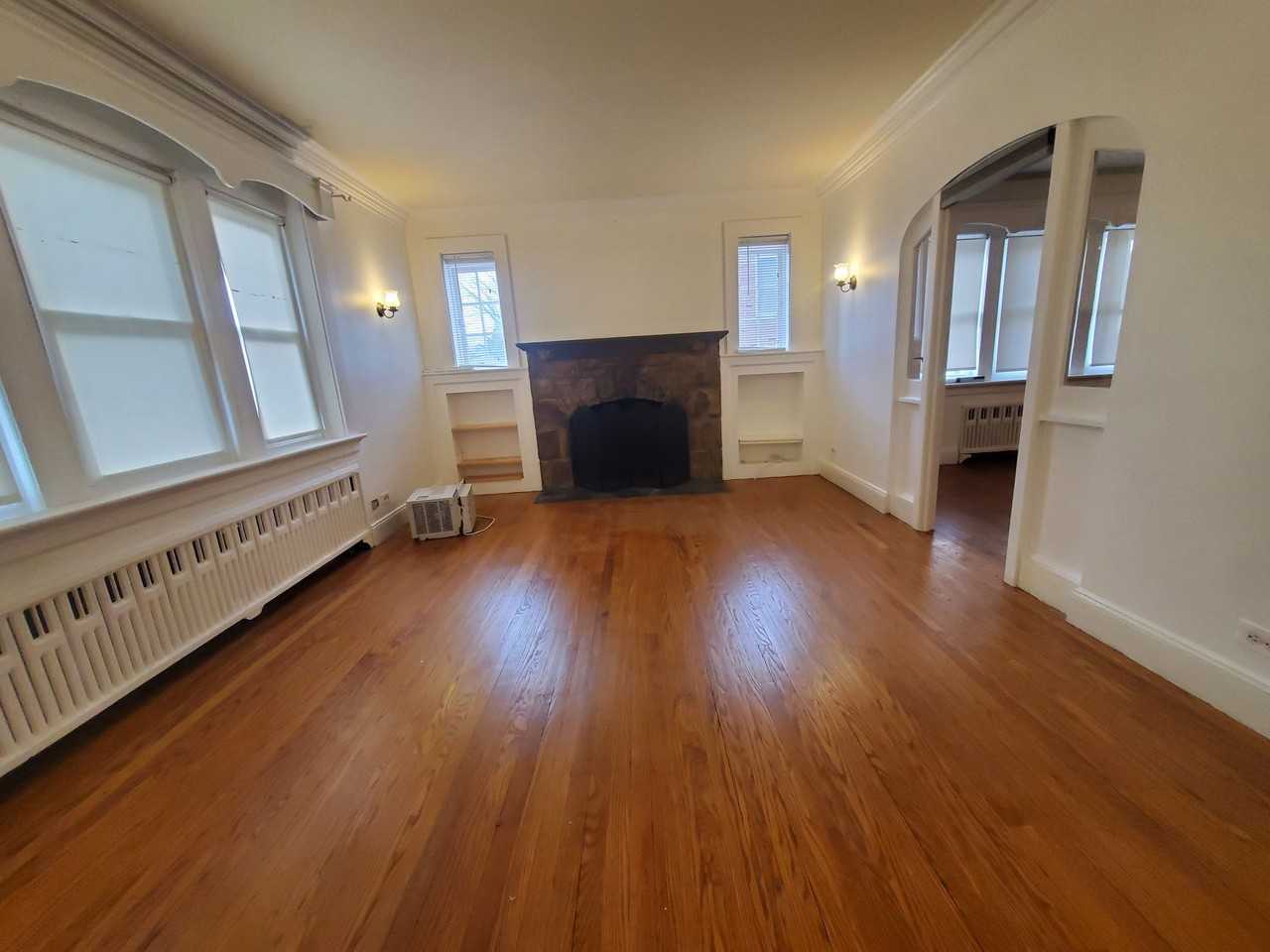 32 Columbus Ave #1 - Photo 3 of 8