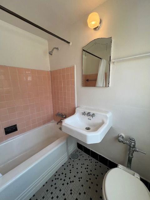 7327 N Rogers Ave #408 - Photo 6 of 7