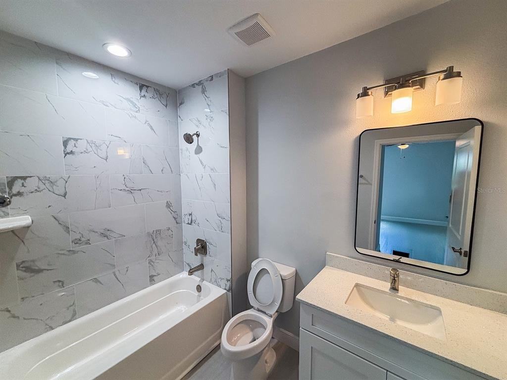 302 Bamboo Dr #302-304 - Photo 6 of 8