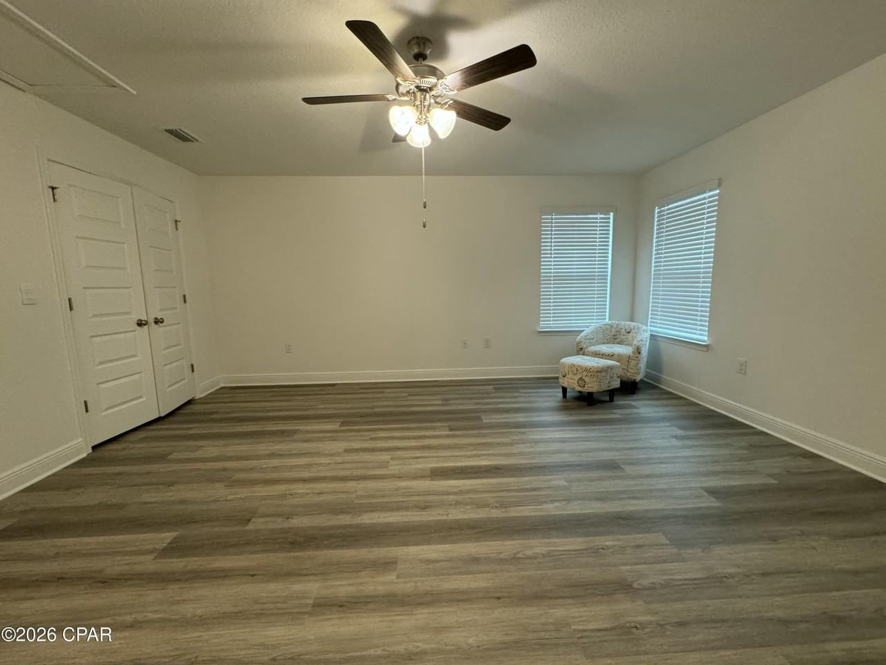 21817 Kelly Pines Pl #21817 - Photo 3 of 26