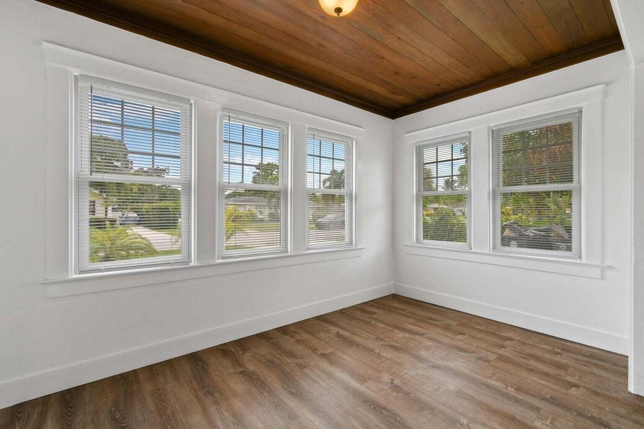 415 Greenbriar Dr #415-1 - Photo 3 of 19