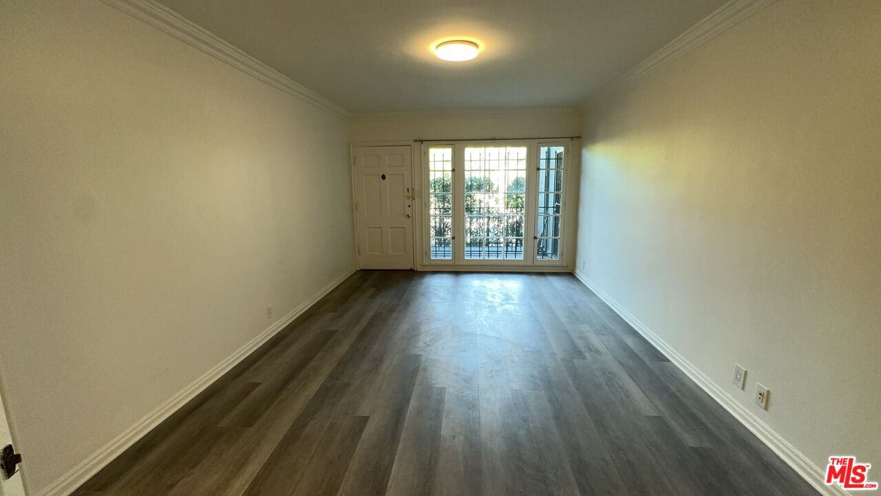 4950 Beverly Blvd - Photo 6 of 14