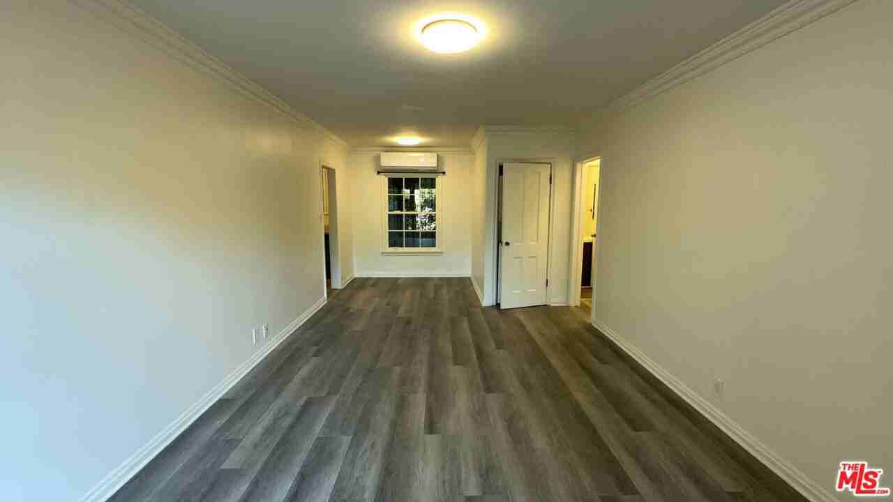 4950 Beverly Blvd - Photo 7 of 14