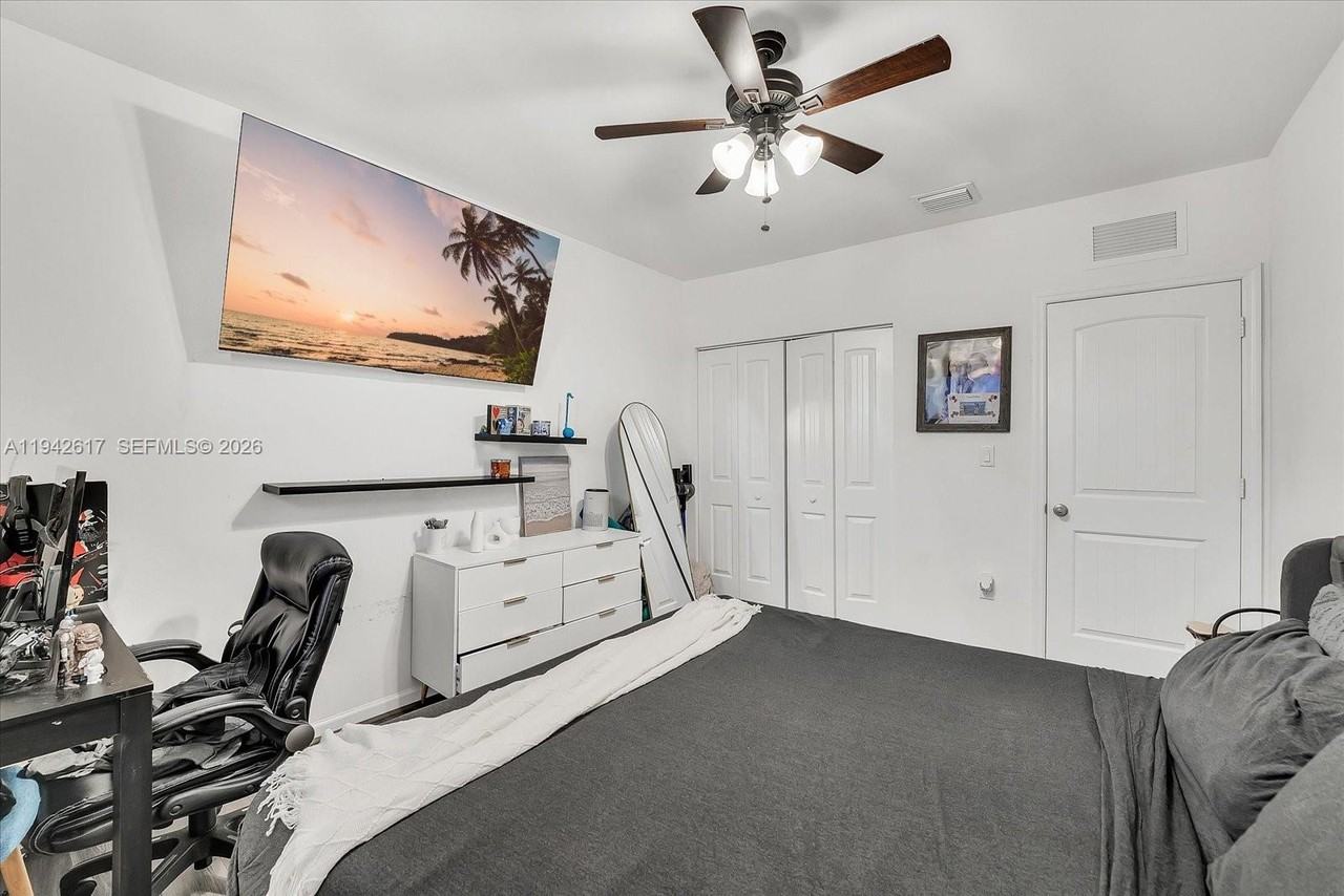 14229 Sw 274th St #14229 - Photo 3 of 33