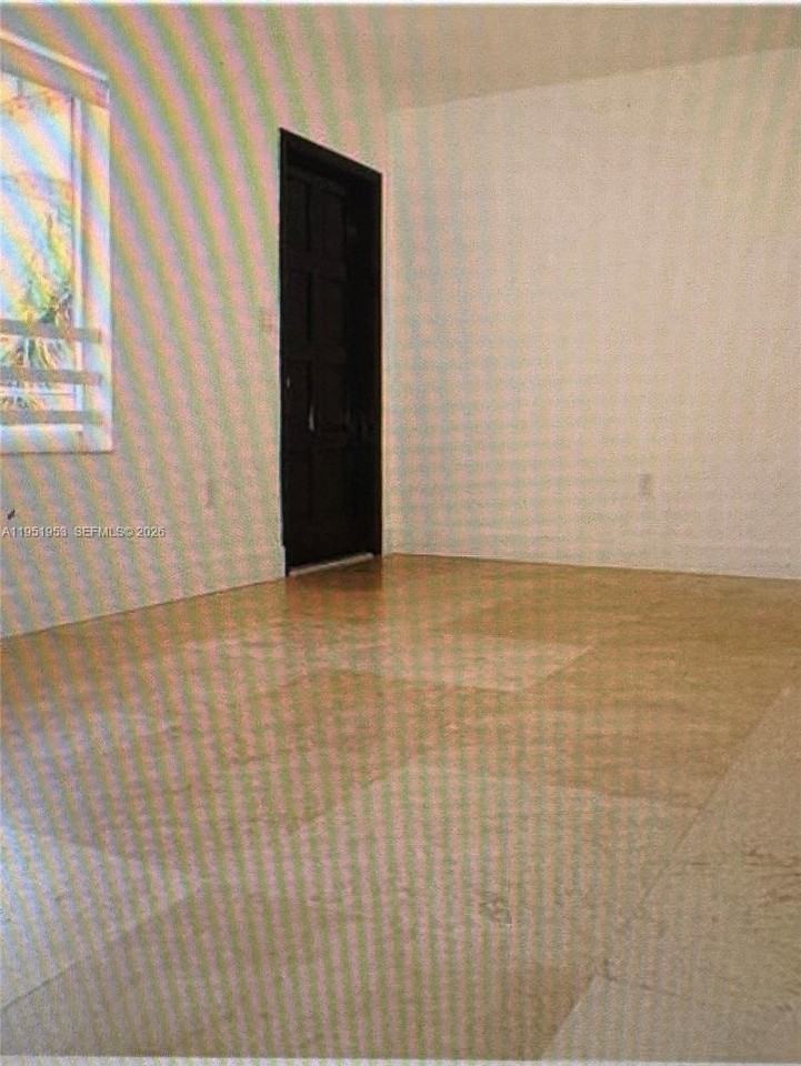 544 Ne 62nd St #544-5442 - Photo 3 of 7