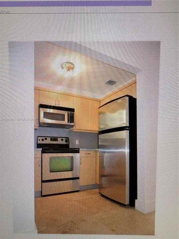 544 Ne 62nd St #544-5442 - Photo 7 of 7