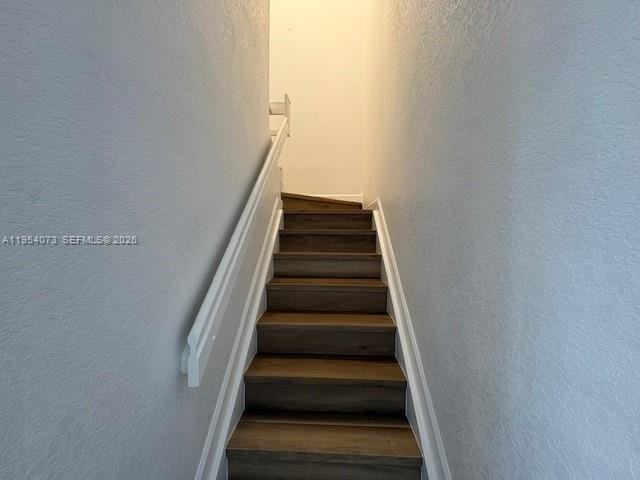 14739 Sw 9th Ter #14739 - Photo 2 of 39