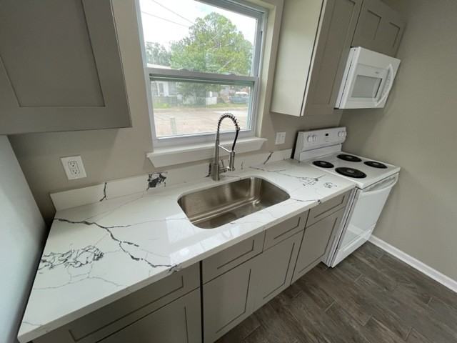 213 Magnolia St #B - Photo 6 of 11