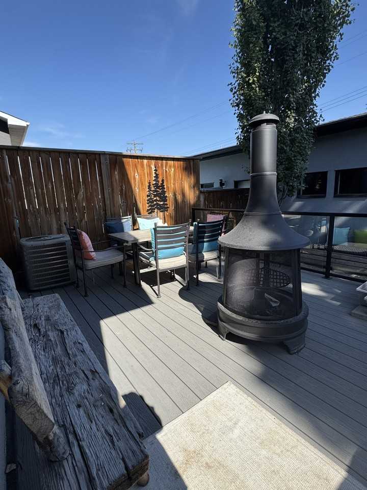 224 6a St Ne #1 - Photo 4 of 28