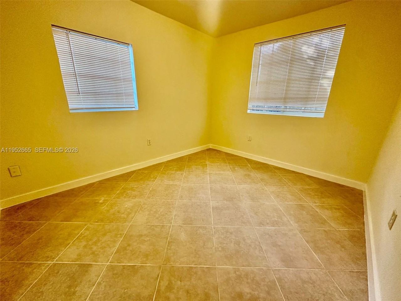 6320 Nw 1st Pl #6320-6322 - Photo 3 of 13