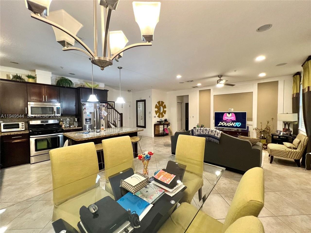 3330 Nw 126th Ter #3330 - Photo 5 of 23