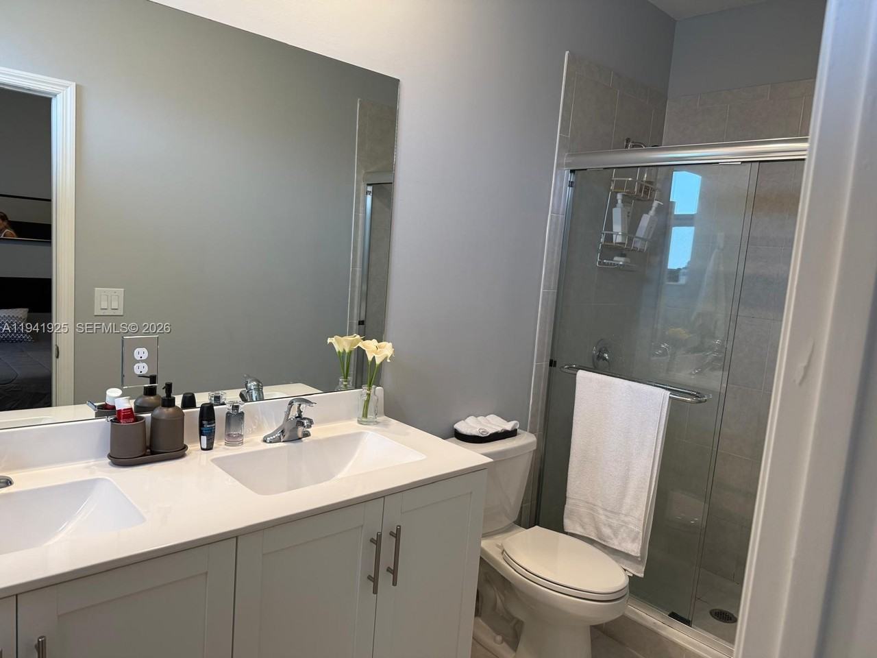 887 Ne 211th St #887 - Photo 6 of 25