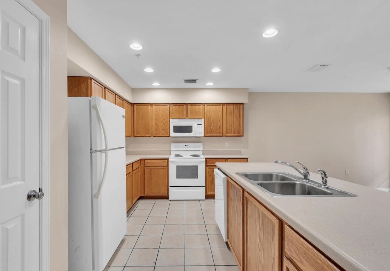 16 Woodham Ave #16-102 - Photo 5 of 16