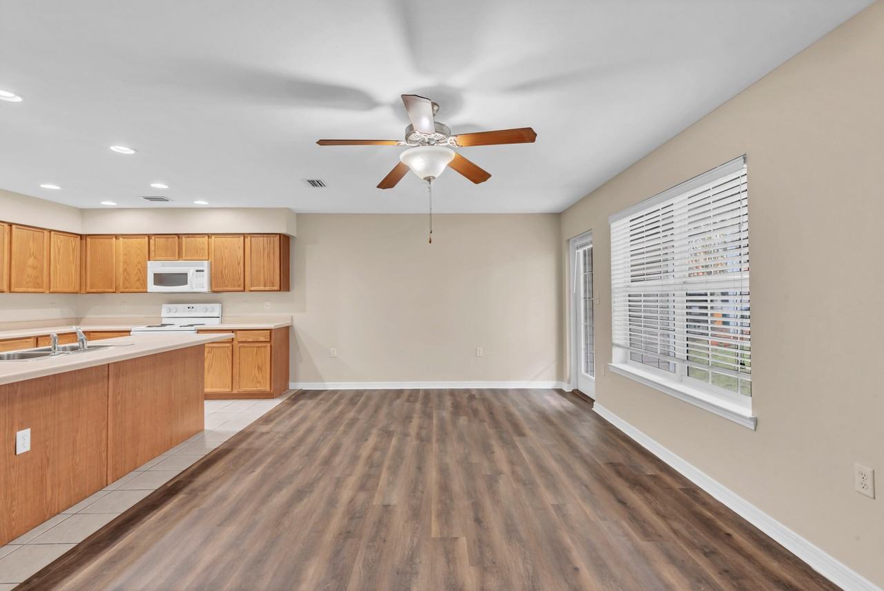 16 Woodham Ave #16-102 - Photo 7 of 16