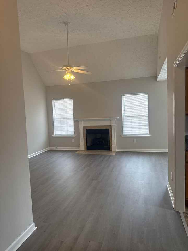 3419 Cornerstone Dr - Photo 3 of 20