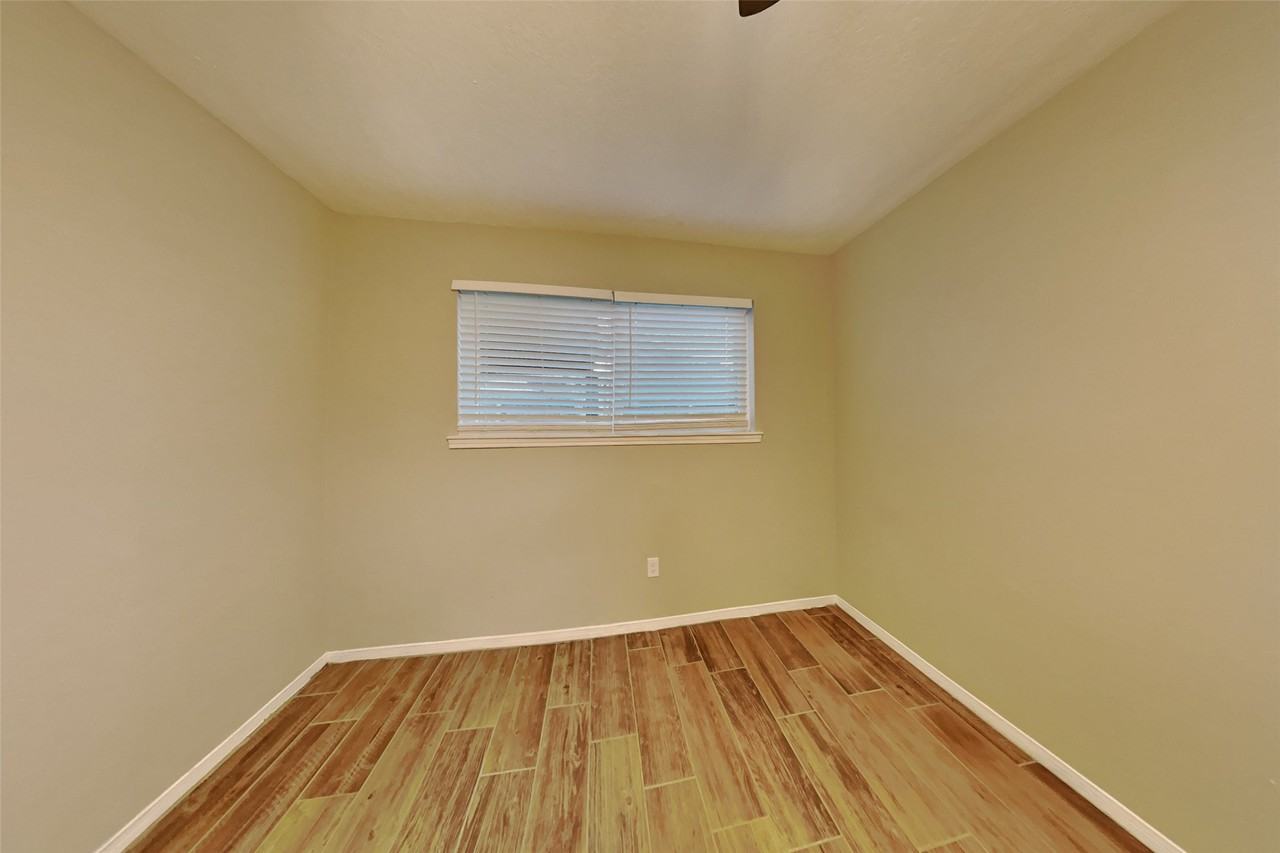 6302 Crakston St #6302 - Photo 6 of 18