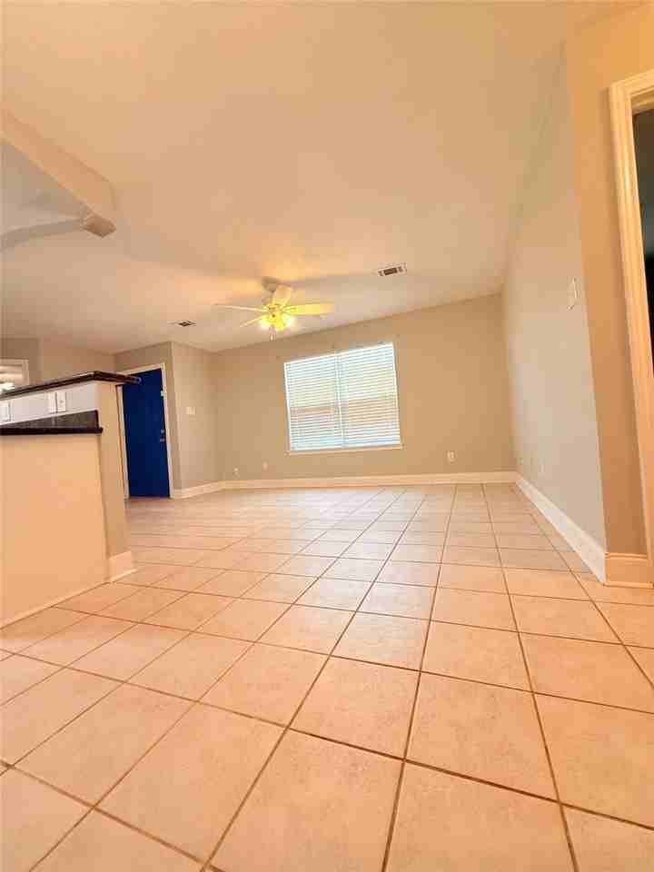 320 Willowick St #320 - Photo 5 of 30