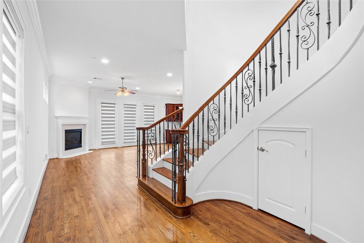 3006 Mcculloch Cir #3006 - Photo 7 of 29