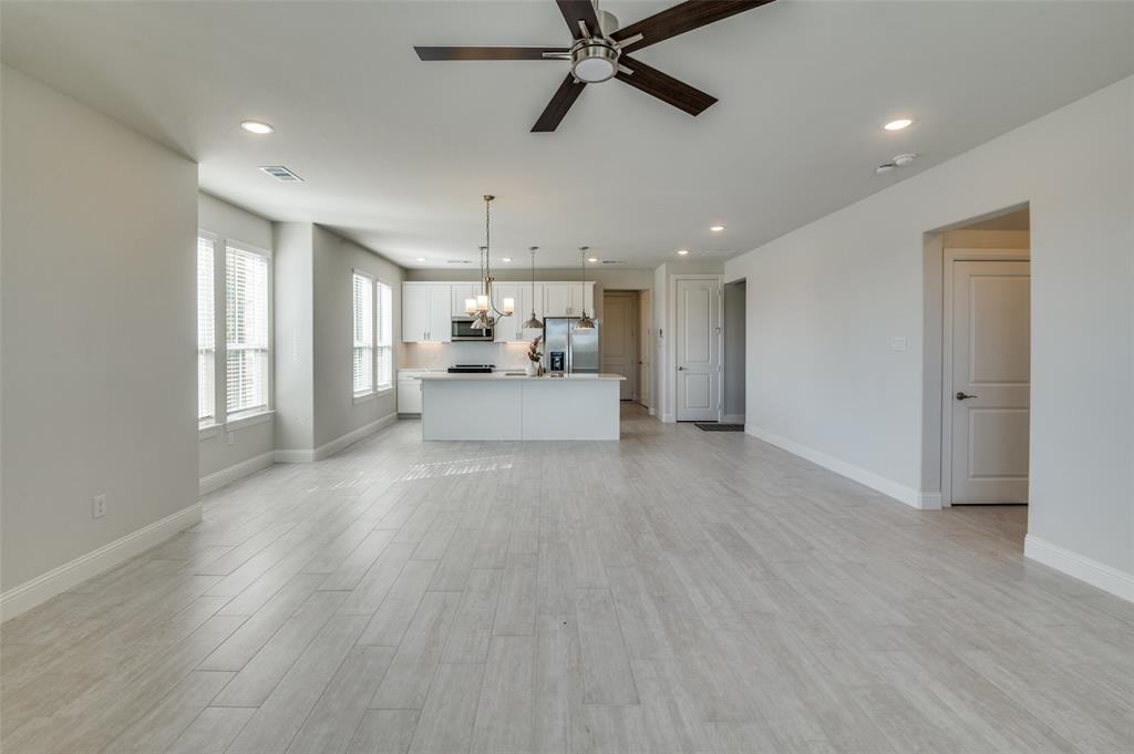 9601 Thorncrown Ln #9601 - Photo 2 of 12