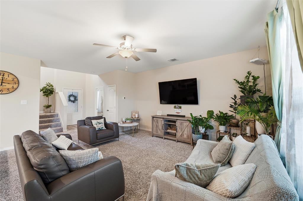 1157 Beaverwood Ln #1157 - Photo 2 of 40