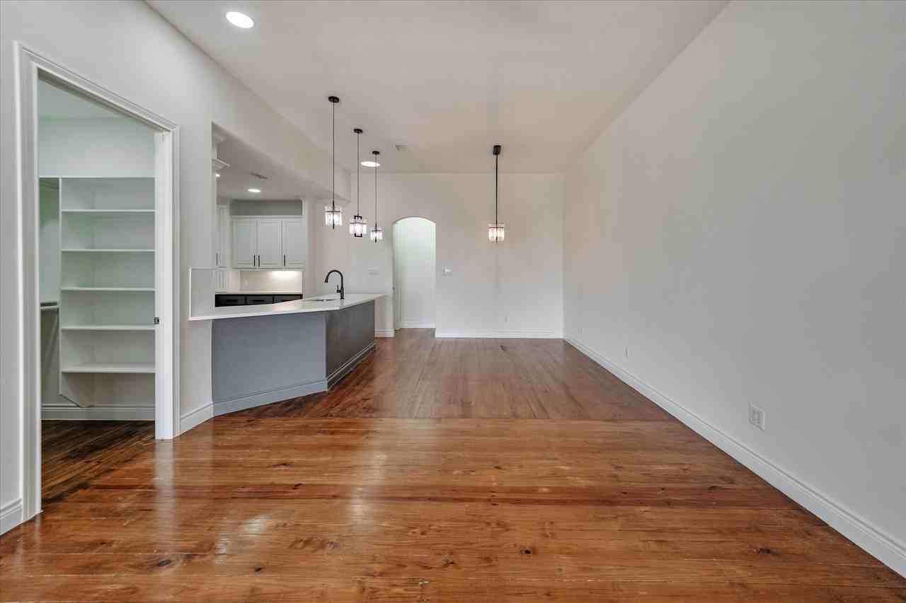 119 Capetown Ln #119 - Photo 6 of 37