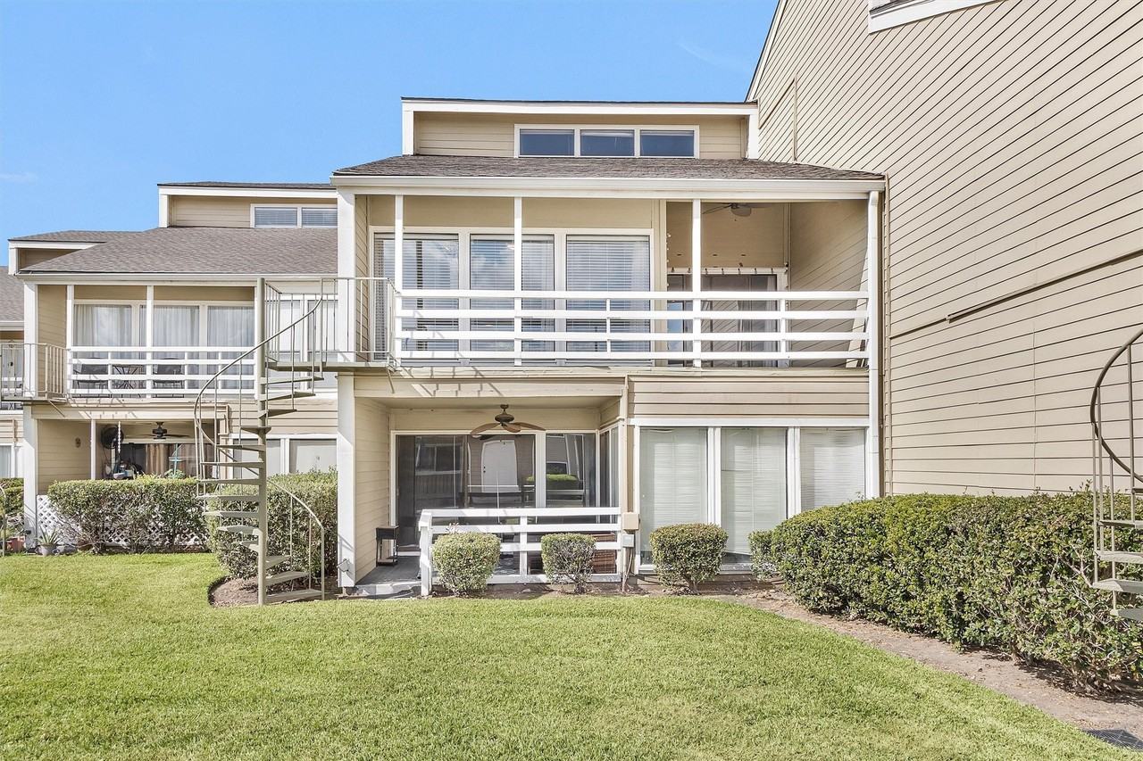 50 April Point Dr S #50-50 - Photo 5 of 30