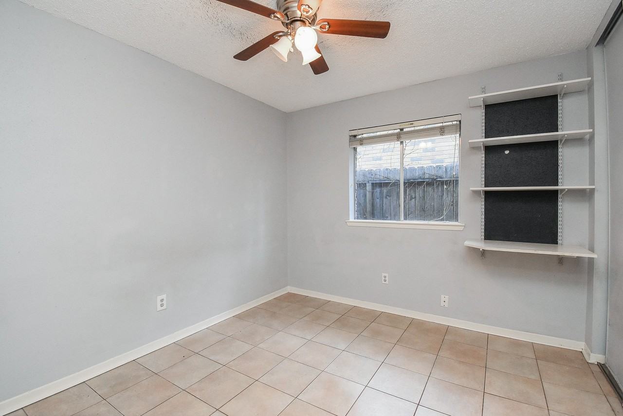 9107 Wallingham Ct #9107 - Photo 5 of 25