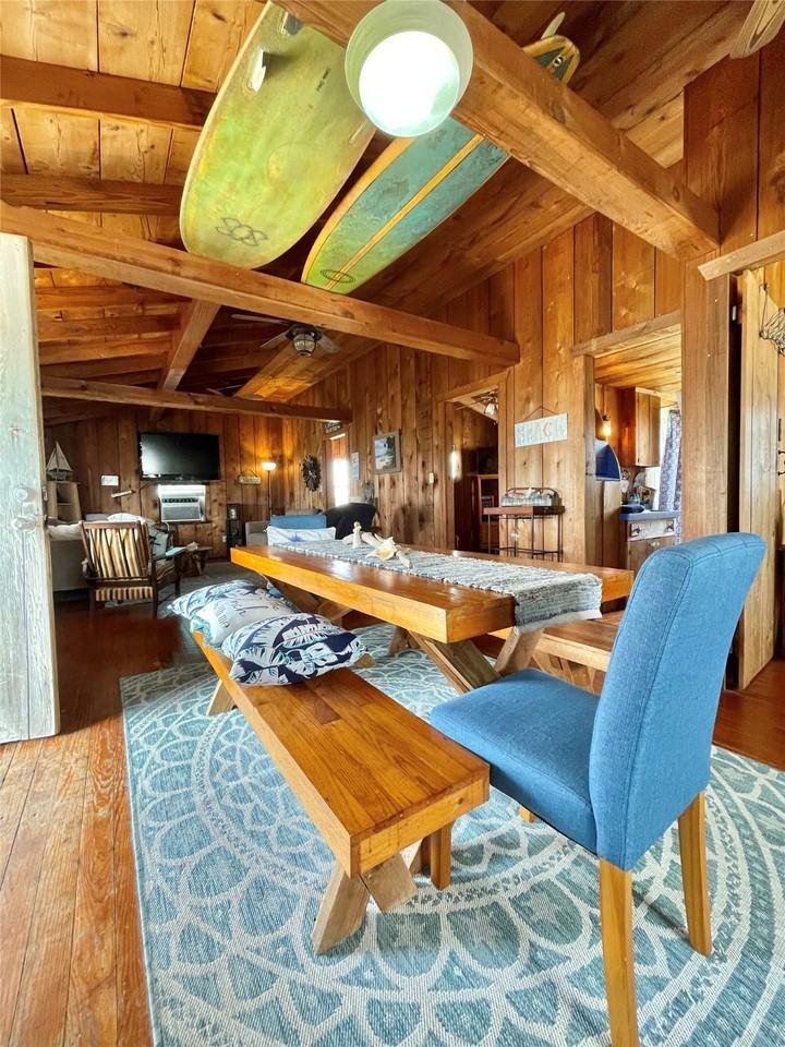 1111 Surf Dr #1111 - Photo 3 of 30