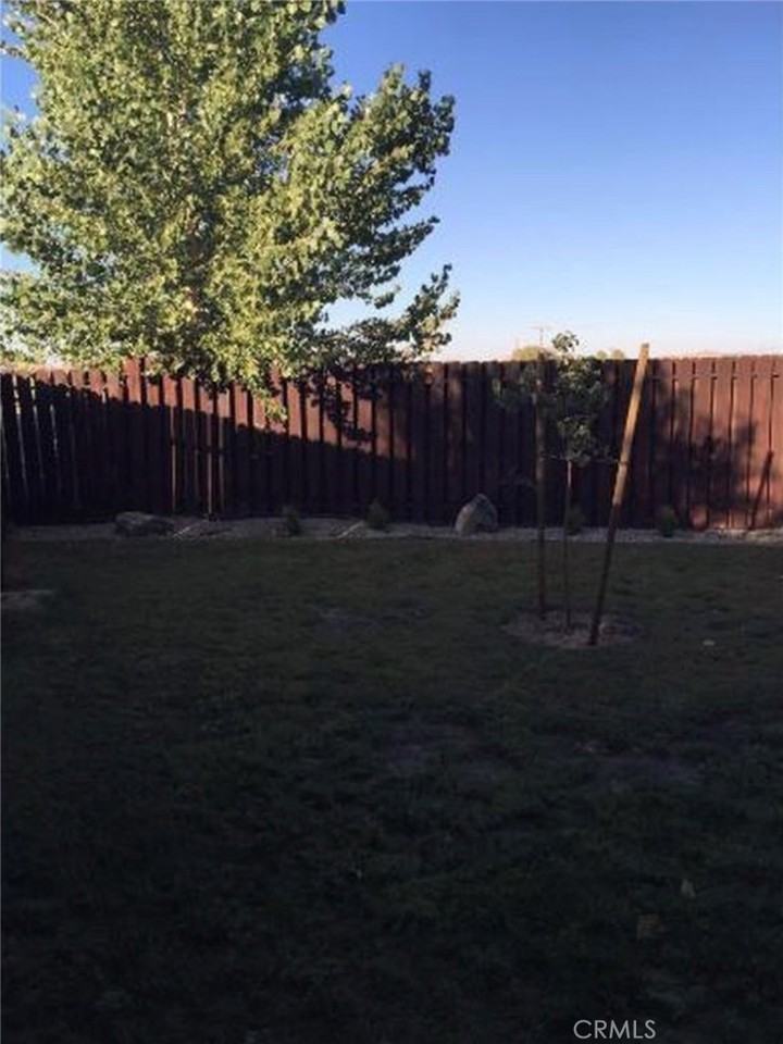 11010 Voltaire Ct #11010B - Photo 6 of 10