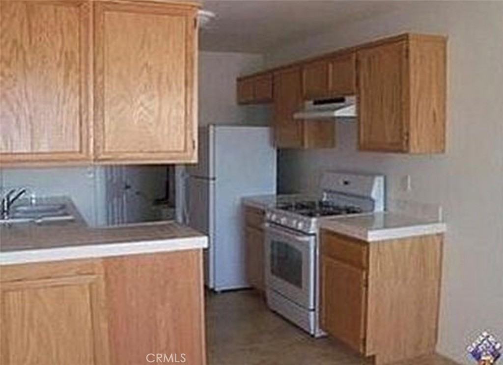 11010 Voltaire Ct #11010B - Photo 7 of 10