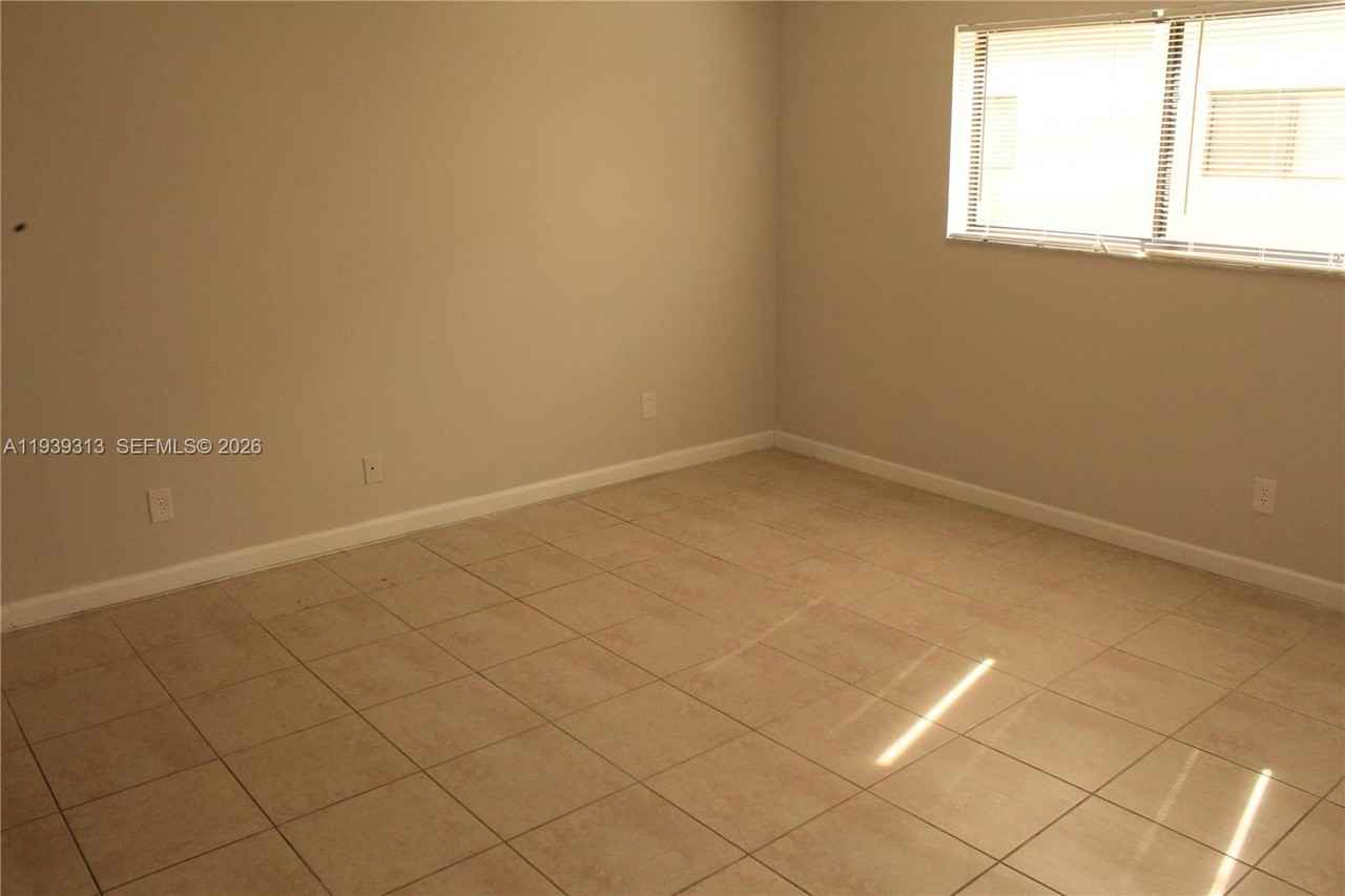 1245 S Flagler Ave #1245-304 - Photo 7 of 16