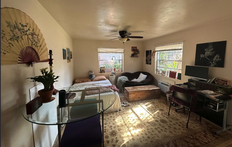 902 SW 7th Ave5 #902-5 - Photo 3 of 10