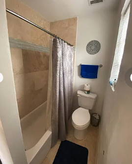 906 SW 7th Ave3 #906-3 - Photo 4 of 7