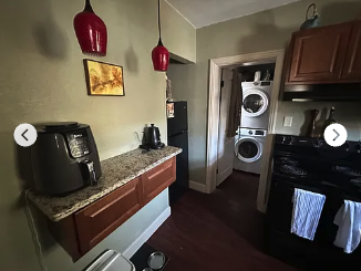 912 SW 7th Ave3 #912-3 - Photo 4 of 11