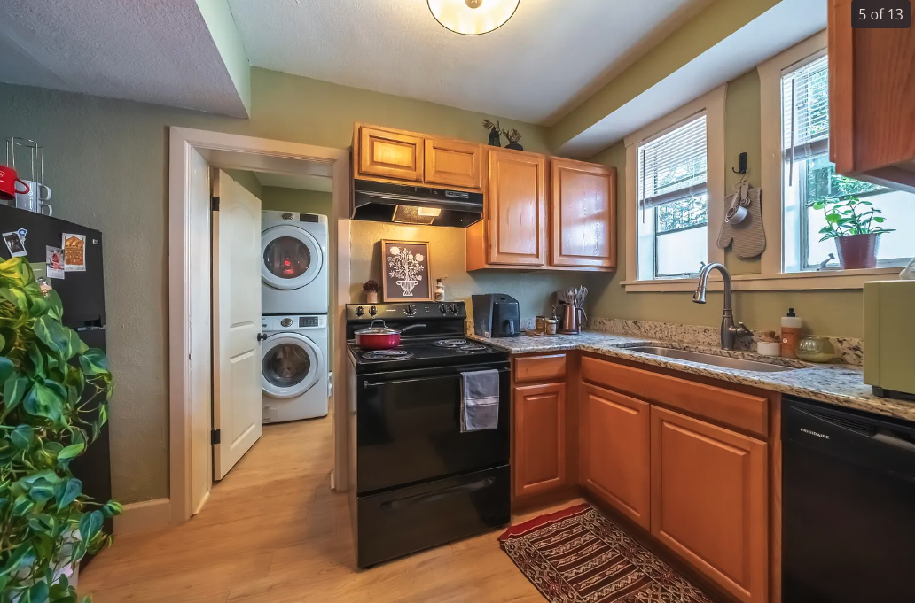 912 SW 7th Ave1 #912-1 - Photo 4 of 10