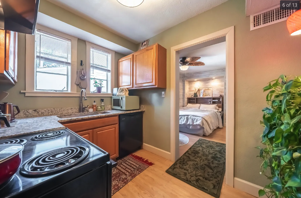 912 SW 7th Ave1 #912-1 - Photo 5 of 10