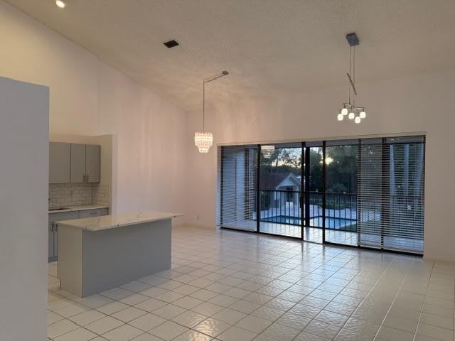 5790 Coach House Cir #5790G - Photo 2 of 26