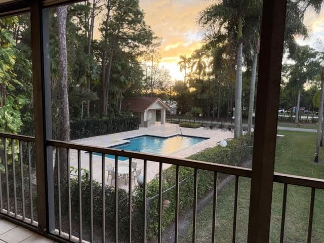 5790 Coach House Cir #5790G - Photo 7 of 26