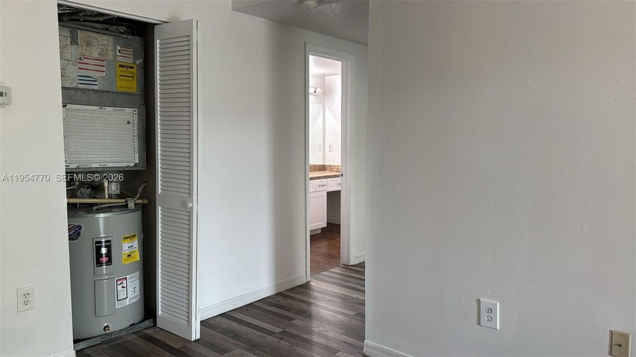 160 Sw 117th Ter #160-6202 - Photo 6 of 46