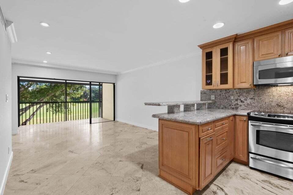 451 Greensward Ln #451201B - Photo 6 of 12