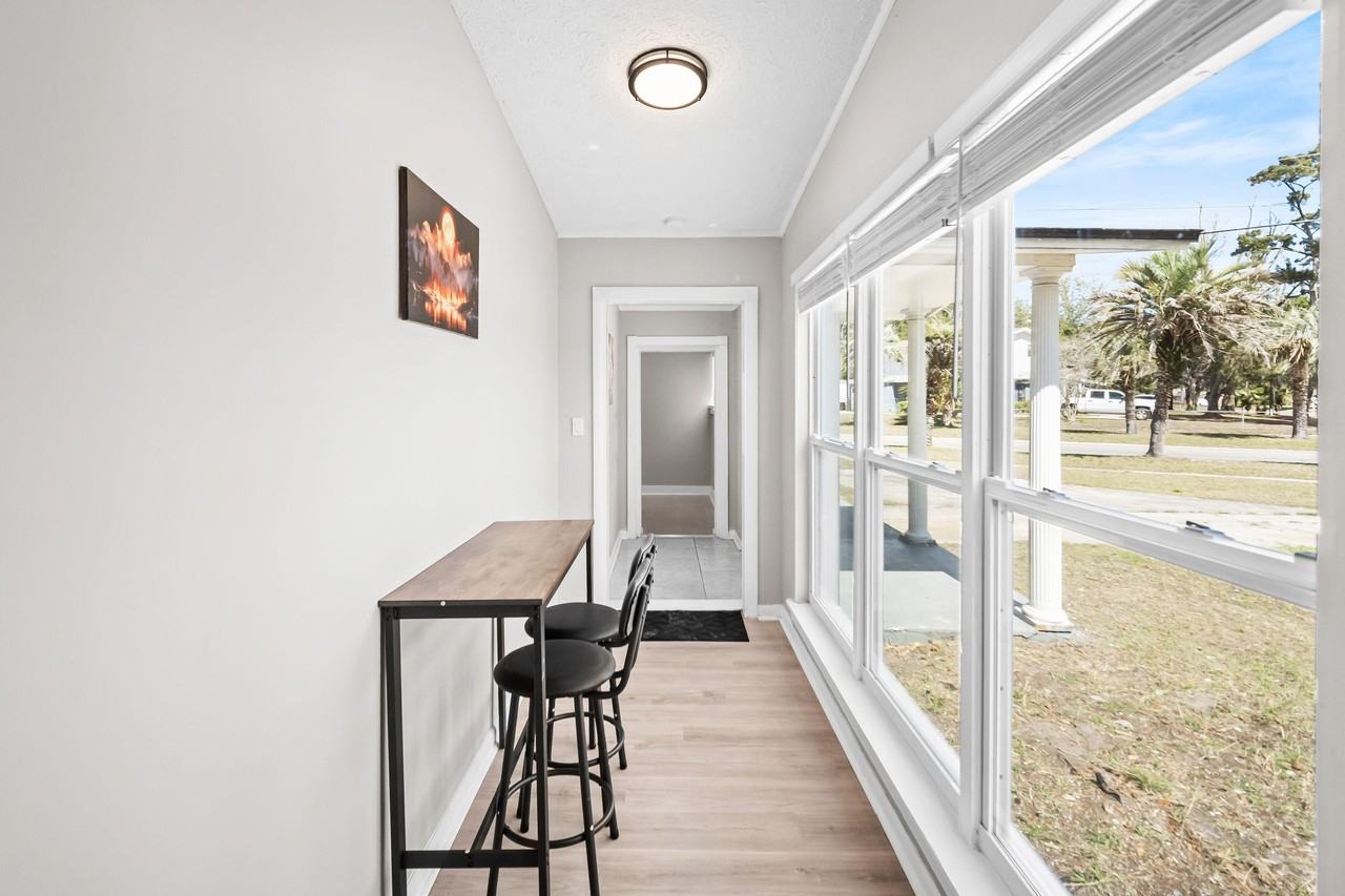 Clyde Dr - Photo 2 of 26