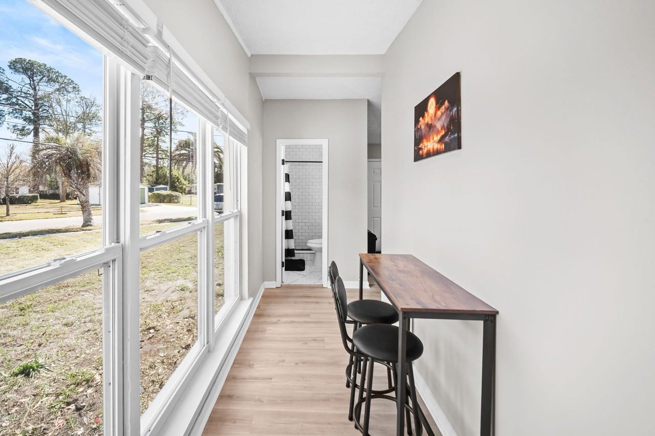 Clyde Dr - Photo 3 of 26