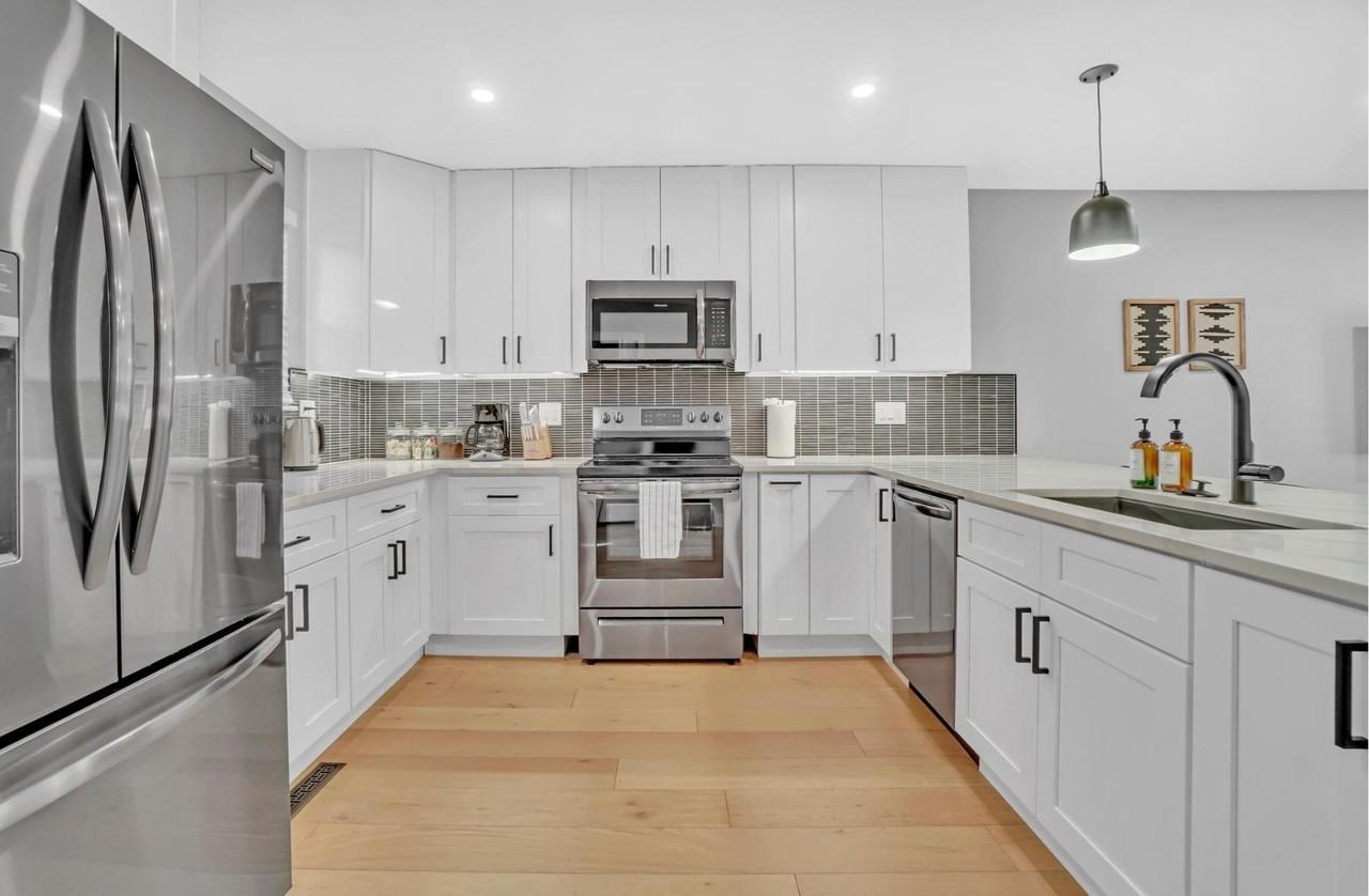 Webster St - Photo 4 of 6