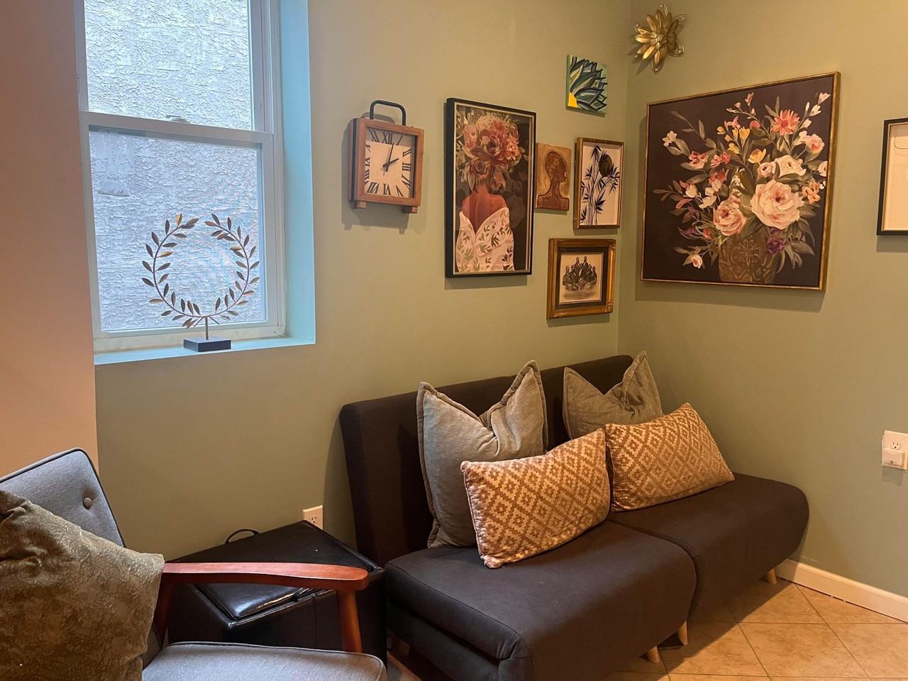 W Diamond St - Photo 3 of 18